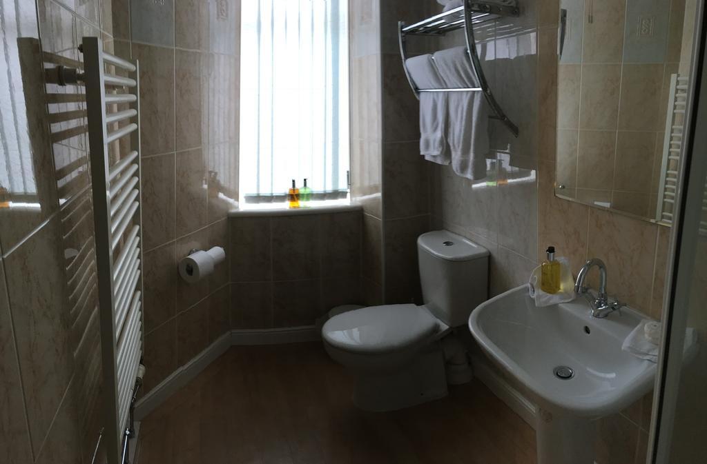 אברדין Arkaig Guest House מראה חיצוני תמונה
