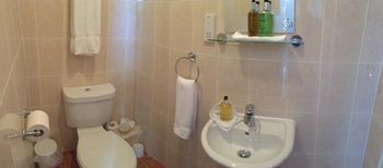 אברדין Arkaig Guest House מראה חיצוני תמונה